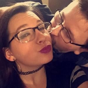 Meet your Posher, Larissa